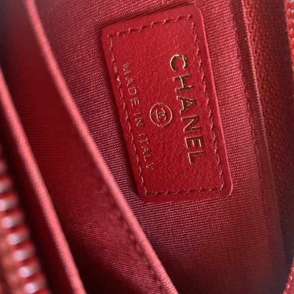 CHANEL 🇫🇷Rouge Lambskin Wallet💋 - Picture 4 of 5